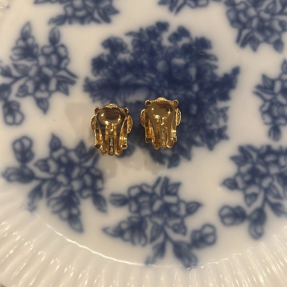 Christian Dior Vintage Clip On Belt Buckle Earrings One-Of-A-Kind - Picture 2 of 4